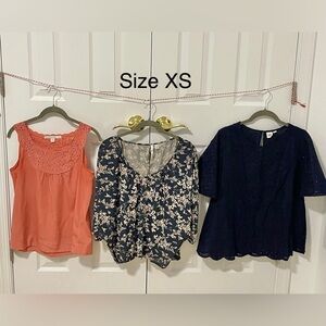 Bundle of 3 Women Tops - Lauren Conrad & Gap
